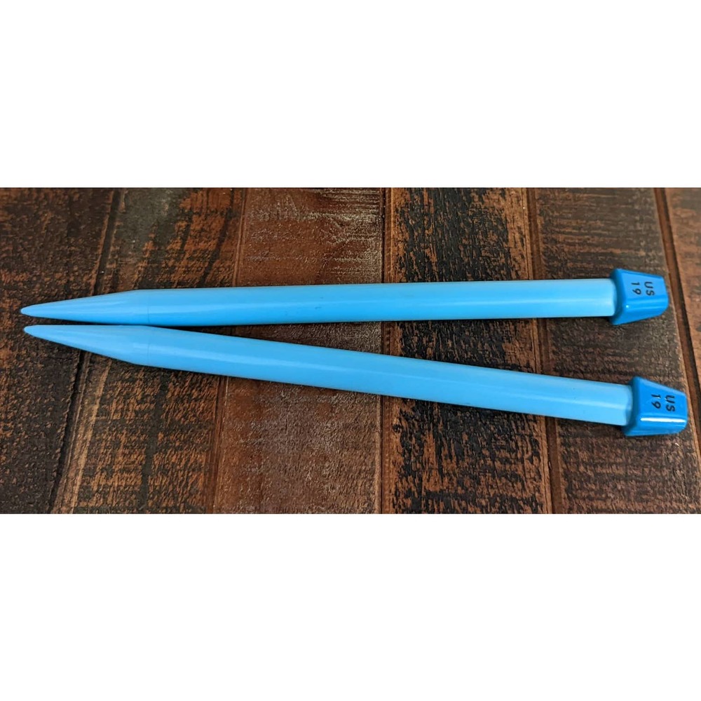 LION BRAND ~ US #19 10" Inch Long Knitting Needles Turquoise